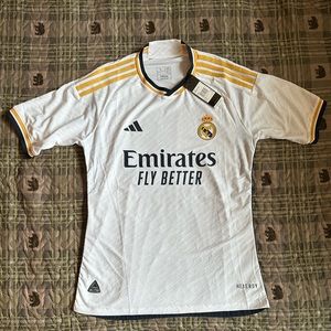 Real Madrid 23/24 home authentic jersey